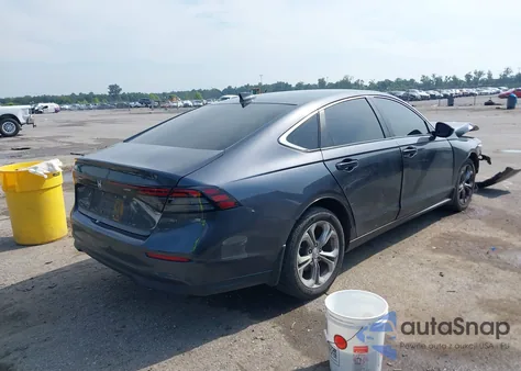 2023 Honda Accord Lx z USA, uszkodzony, nr VIN 1HGCY1F26PA024409